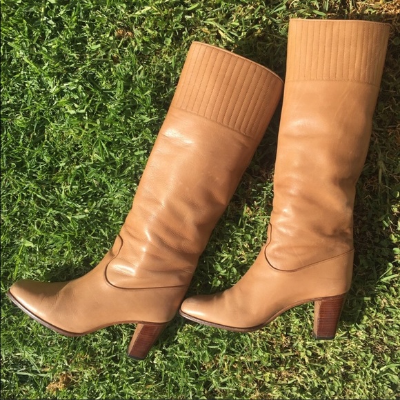 Gucci Shoes - Gucci heeled boots tan 38